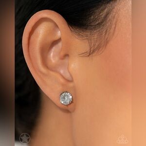 Just In TIMELESS - White